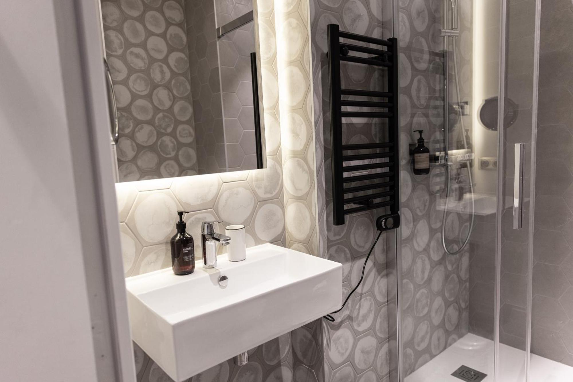 Hotel Leev Victoire & Spa Paris Exteriör bild